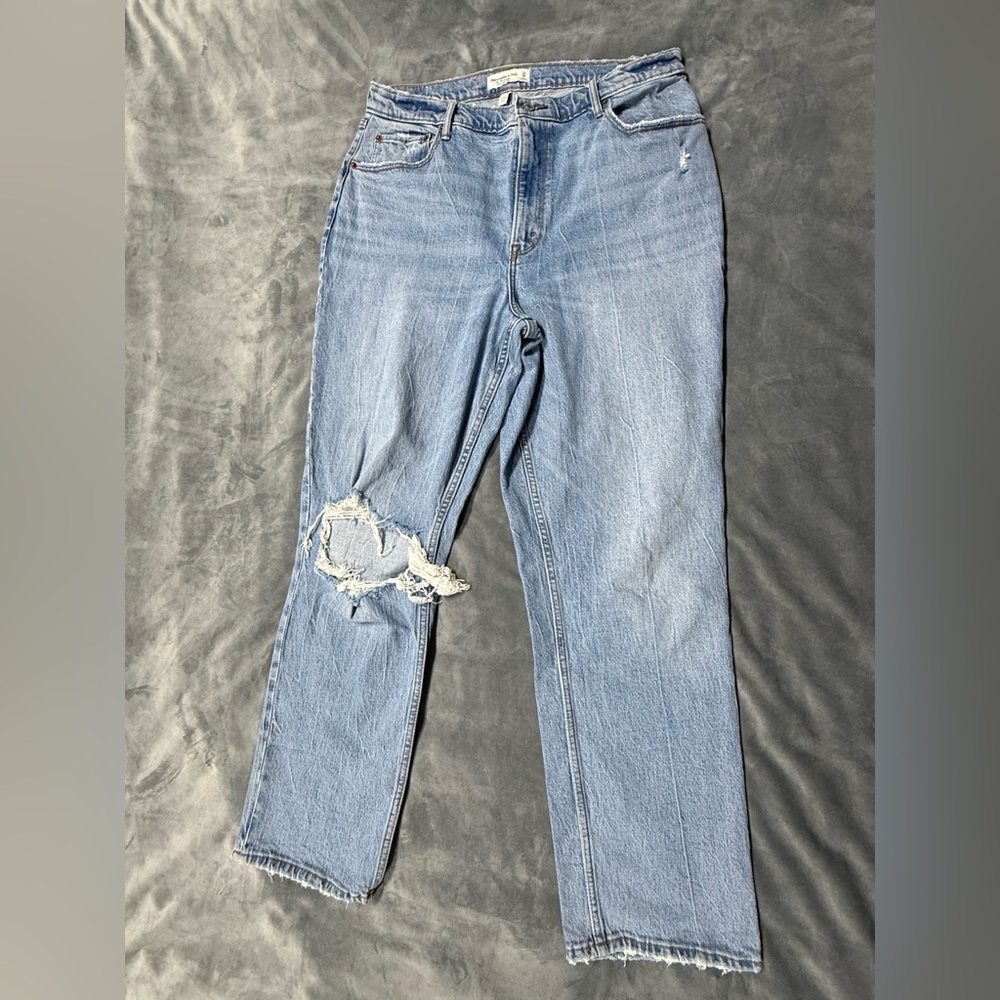Abercrombie & Fits Classic Light Blue Men’s Denim Jeans